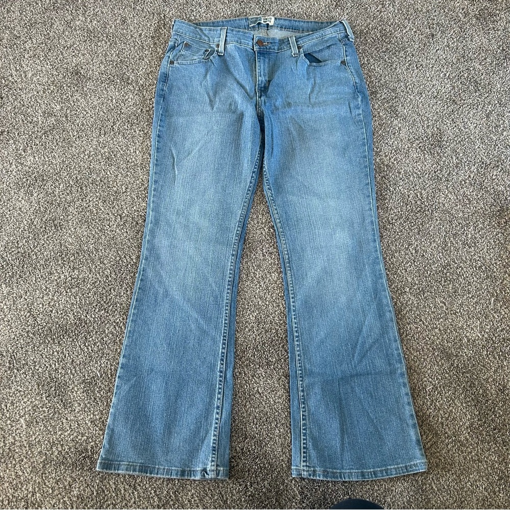 [Levi's] Low Rise Bootcut Jeans - Picture 6 of 9